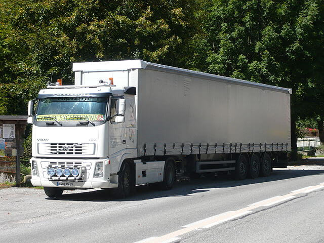 La Asistencia en Carretera es una cobertura muy común en los Seguros de Cabeza Tractora