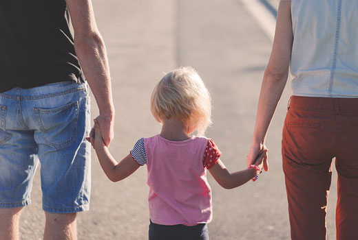 Las familias pueden ahorrar con el Seguro de Salud